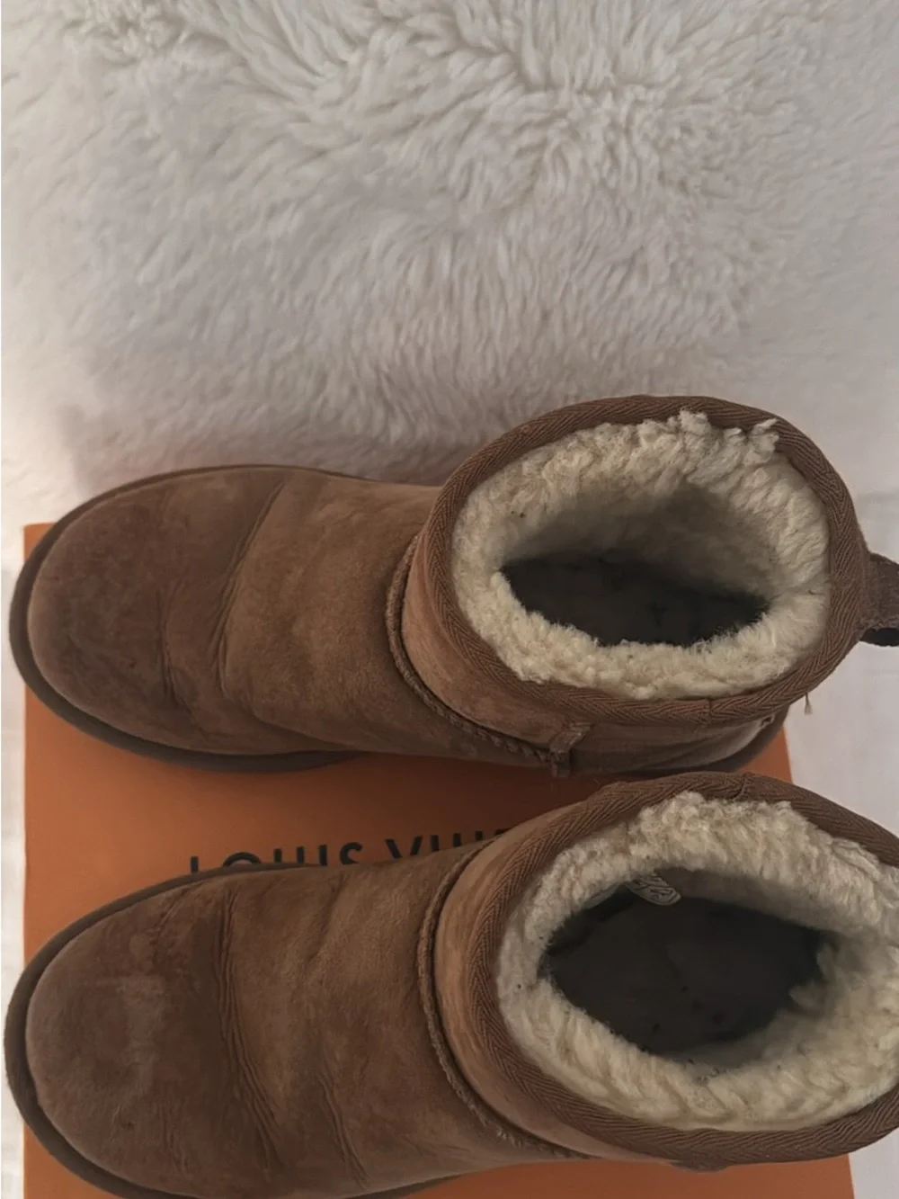 UGG Boots - US 5
